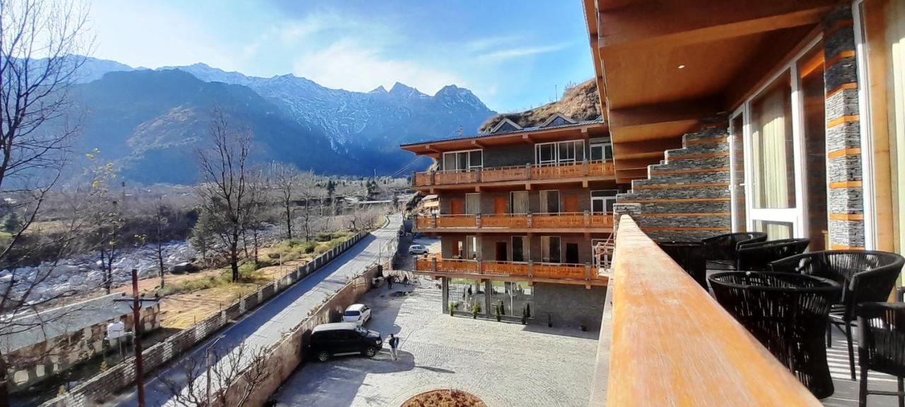 Palchan Hotel & Spa - A Member Of Radisson Individuals Retreats Manāli Екстериор снимка