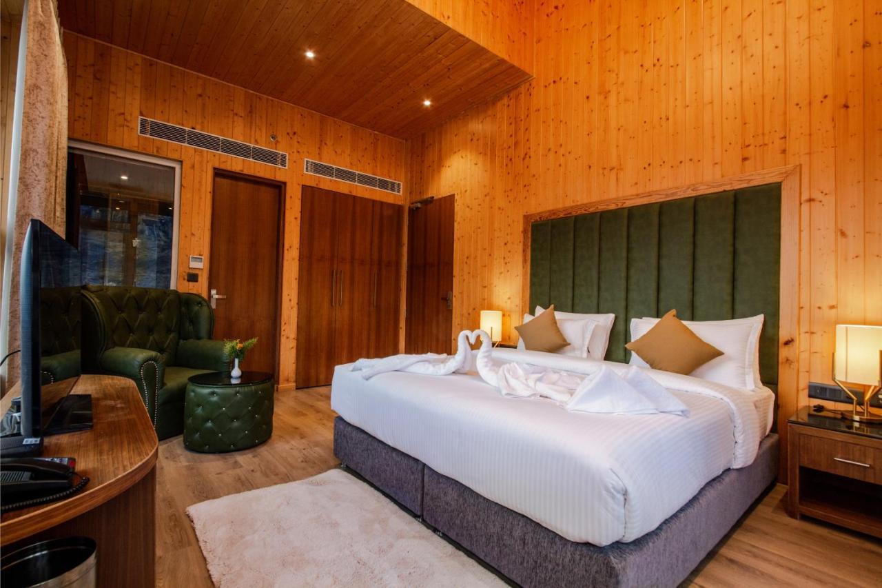 Palchan Hotel & Spa - A Member Of Radisson Individuals Retreats Manāli Екстериор снимка