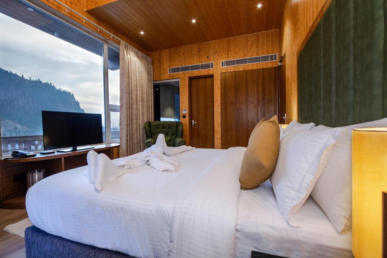Palchan Hotel & Spa - A Member Of Radisson Individuals Retreats Manāli Екстериор снимка