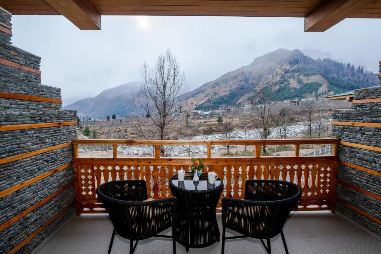 Palchan Hotel & Spa - A Member Of Radisson Individuals Retreats Manāli Екстериор снимка