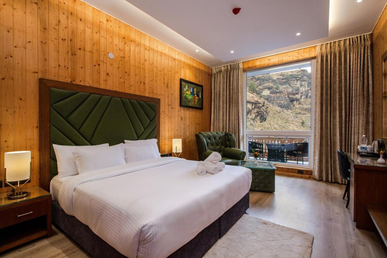 Palchan Hotel & Spa - A Member Of Radisson Individuals Retreats Manāli Екстериор снимка