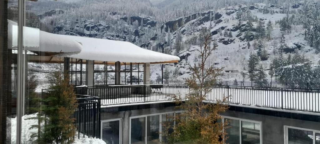 Palchan Hotel & Spa - A Member Of Radisson Individuals Retreats Manāli Екстериор снимка