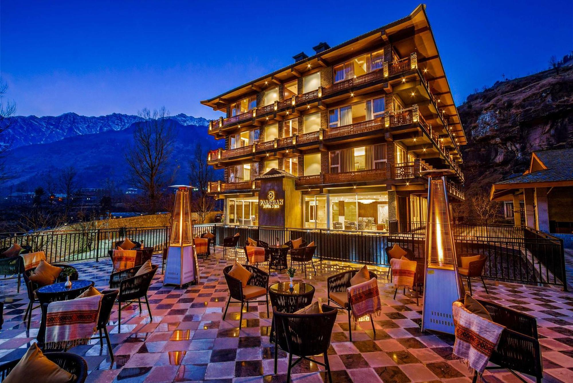 Palchan Hotel & Spa - A Member Of Radisson Individuals Retreats Manāli Екстериор снимка