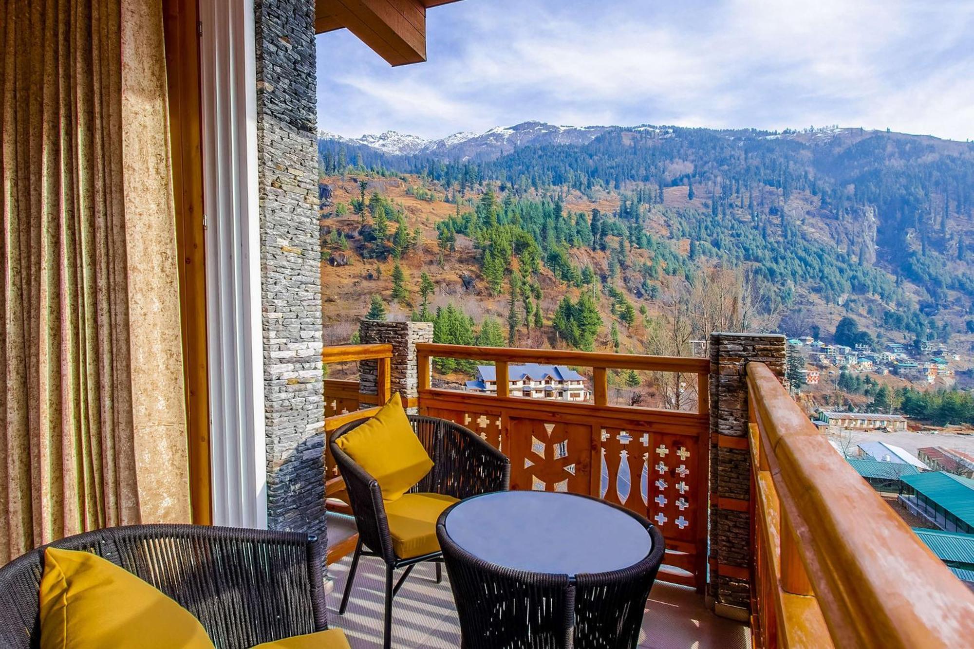 Palchan Hotel & Spa - A Member Of Radisson Individuals Retreats Manāli Екстериор снимка