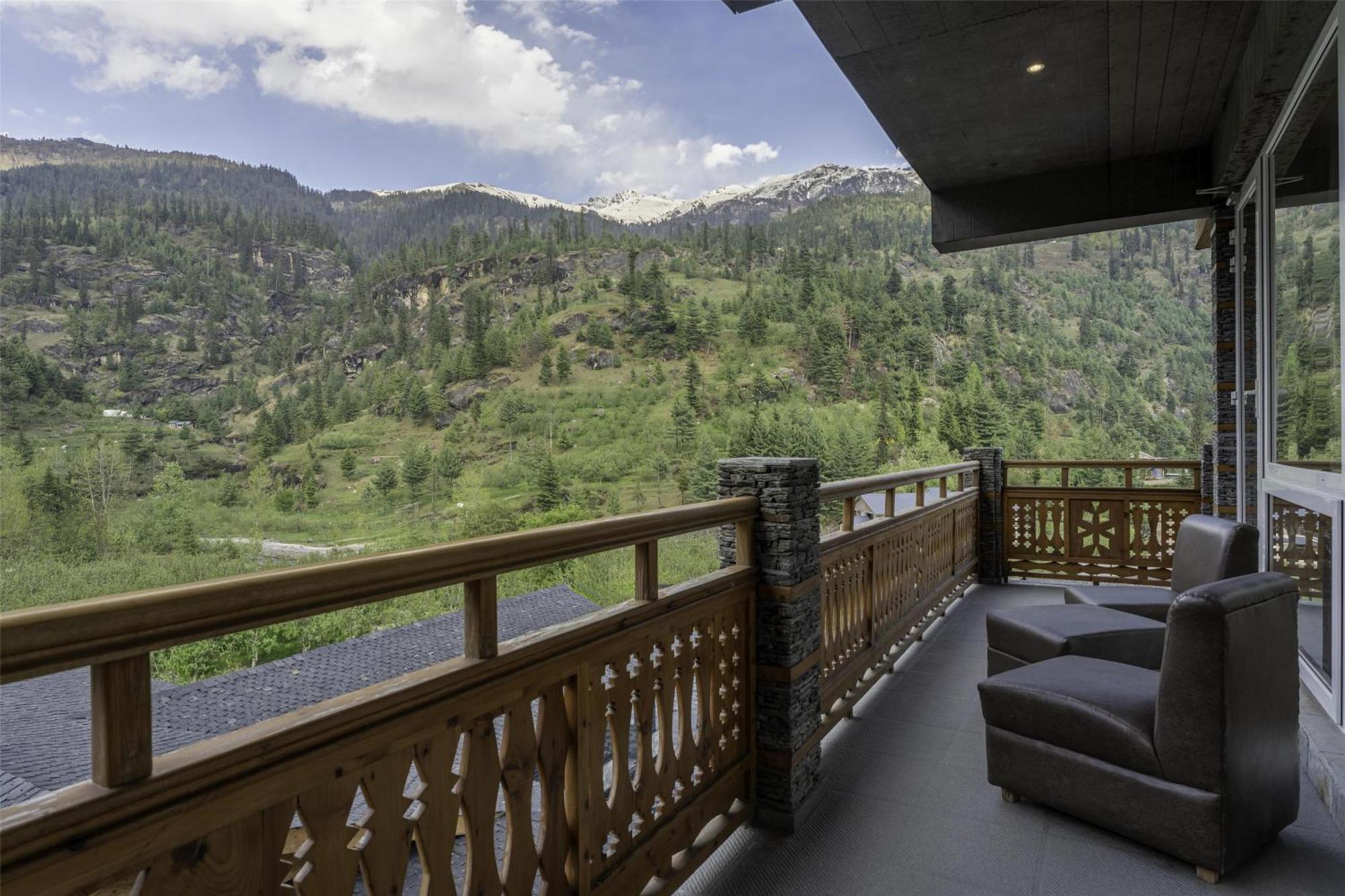 Palchan Hotel & Spa - A Member Of Radisson Individuals Retreats Manāli Екстериор снимка